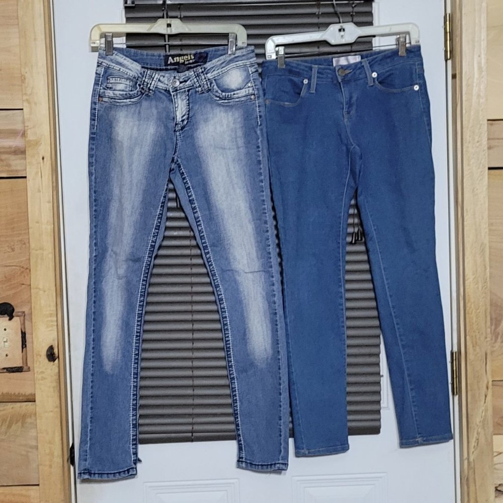 Angels/No boundaries junior womans jeans  size 7